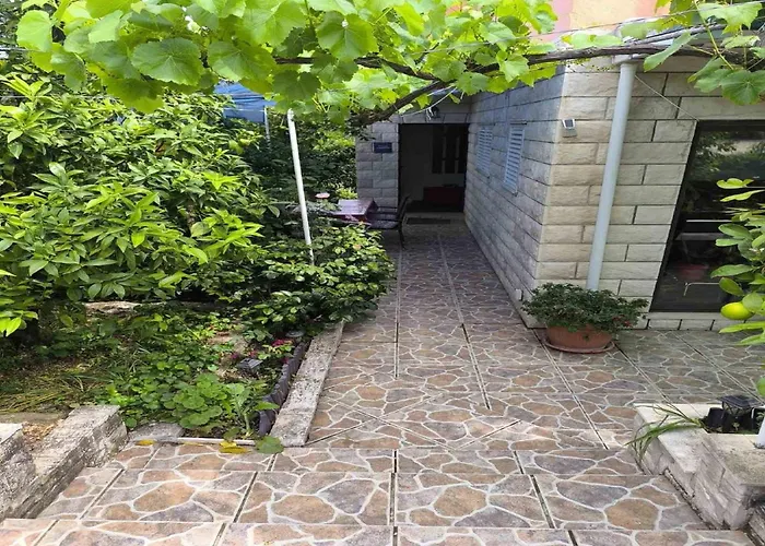 Cozy Ute, Island Of Kor Ula-two-bedroom With Terrace And Sea View A1 公寓 科尔丘拉